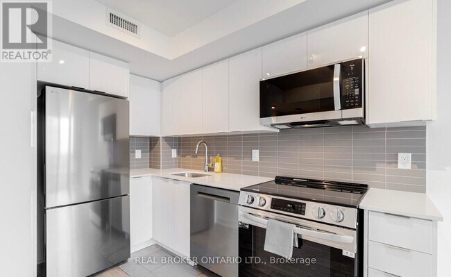 Building Photo - 225 Malta Ave.