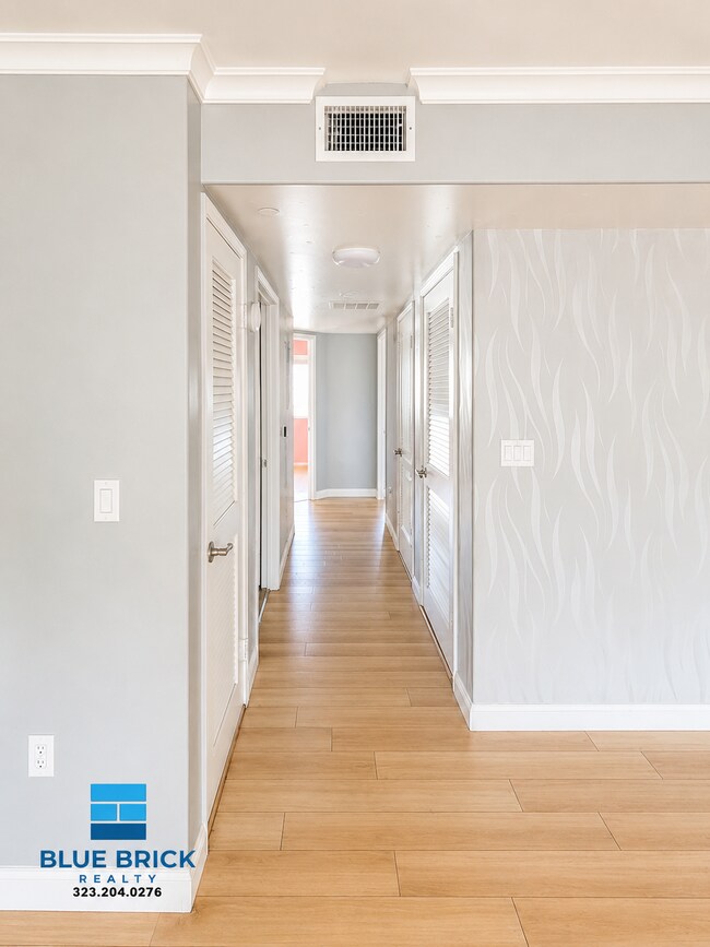 Foto del edificio - 13623 Sherman Way