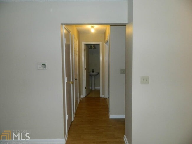 Building Photo - 2386 Clare Ct SW