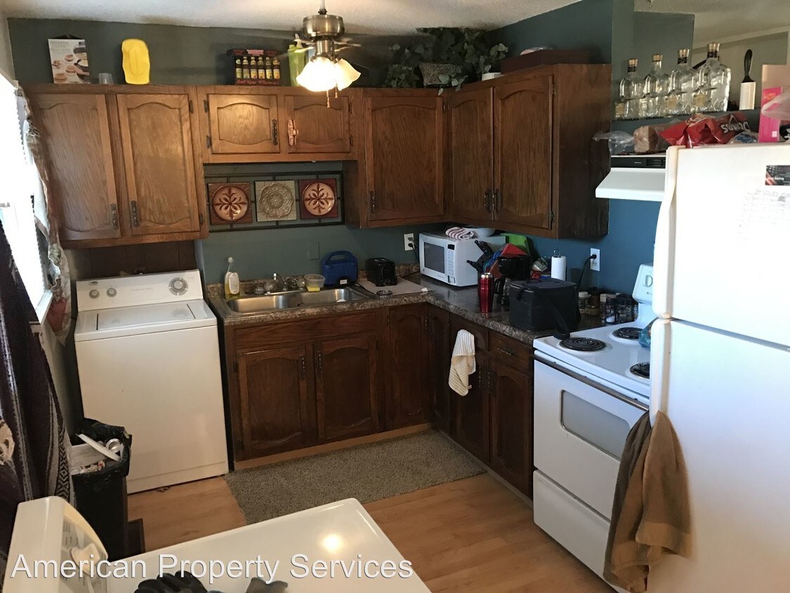 Foto principal - 2082 College Heights Rd