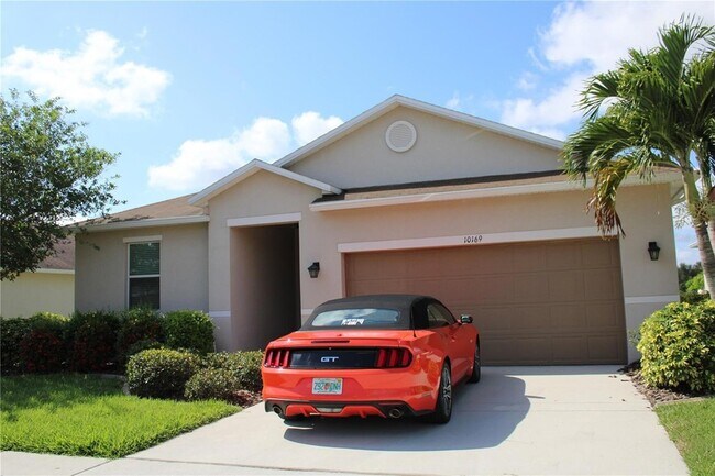 Foto del edificio - 10169 Winding River Road