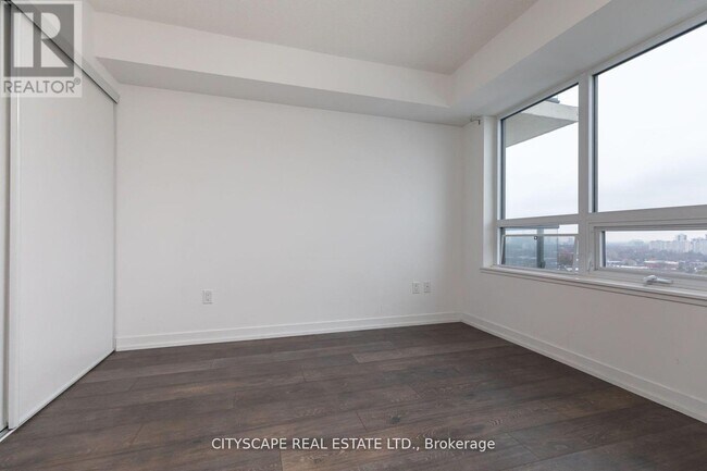 Photo du bâtiment - 1420 Dupont St