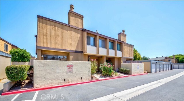 Foto del edificio - 1381 S Walnut St