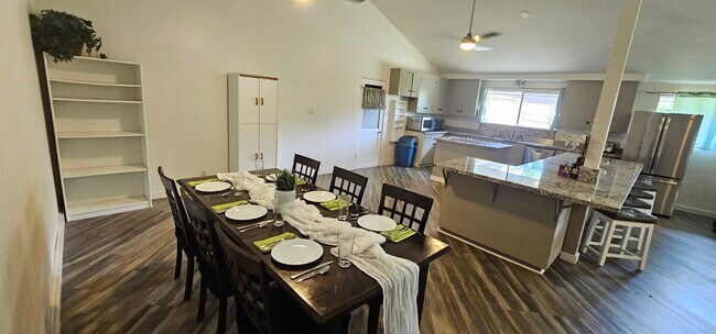 Open space kitchen - 240 Elilani St