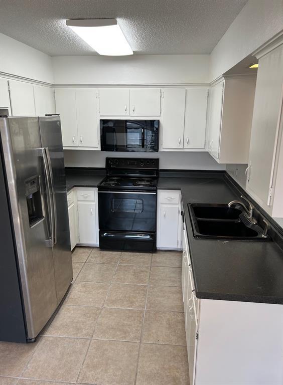 Foto del edificio - 8607 Colonial Dr