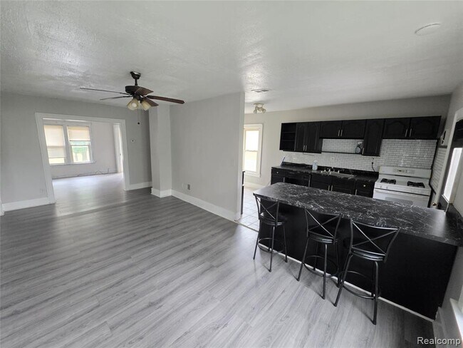 Foto del edificio - 5124 Williamson St