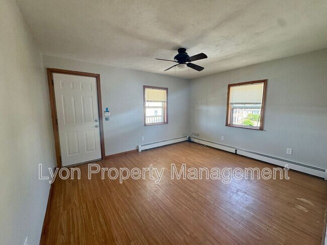 Foto del edificio - 26 McGlynn St