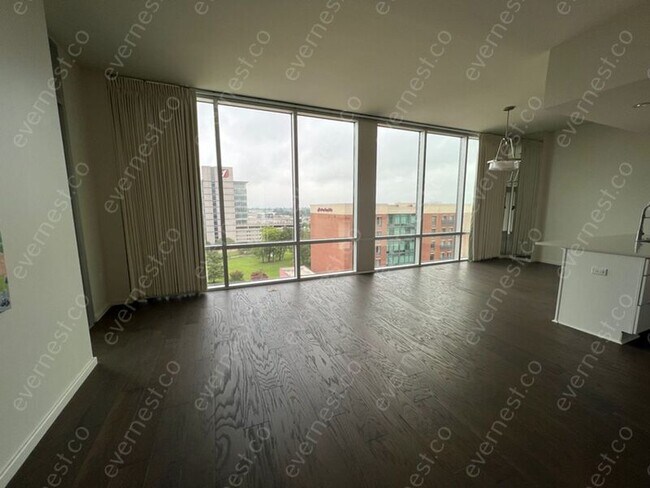 Foto del edificio - 315 Rock St