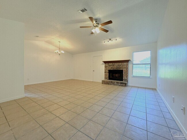 Foto del edificio - 2300 Windstone Dr