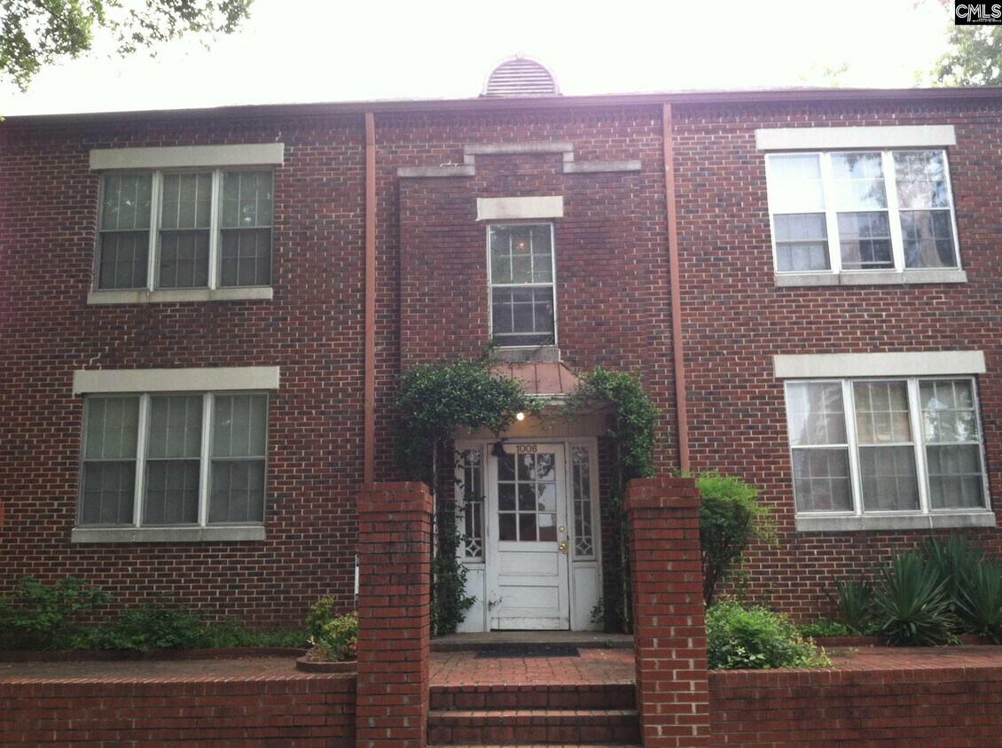 Primary Photo - 1006 Marion St