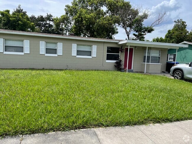 Building Photo - 4836 Turnbull Dr