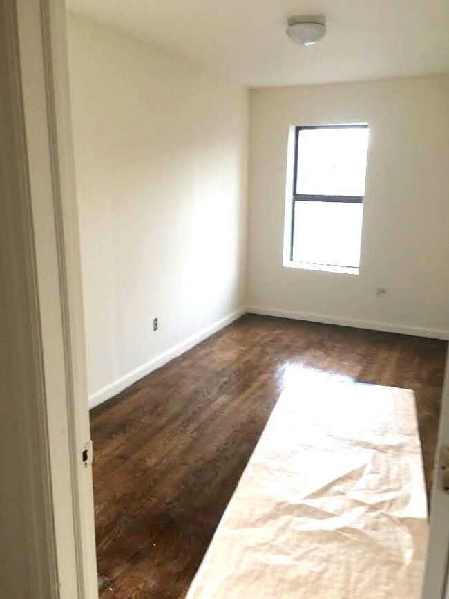 Foto del edificio - 201 W 116th St