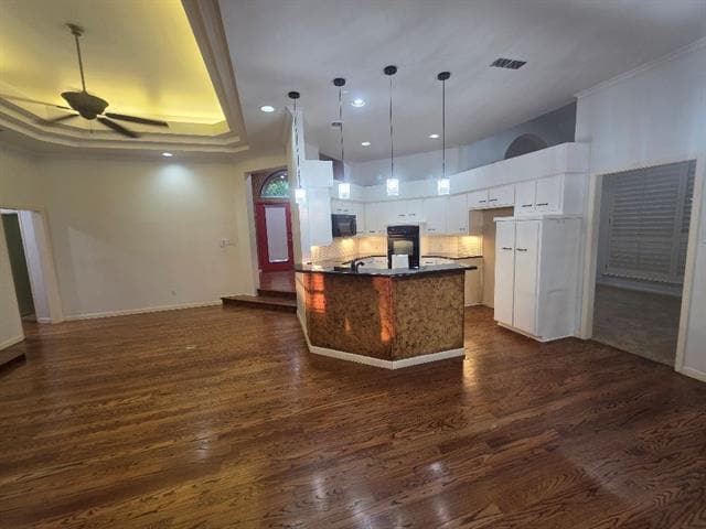 Foto del edificio - 1315 Spyglass Dr