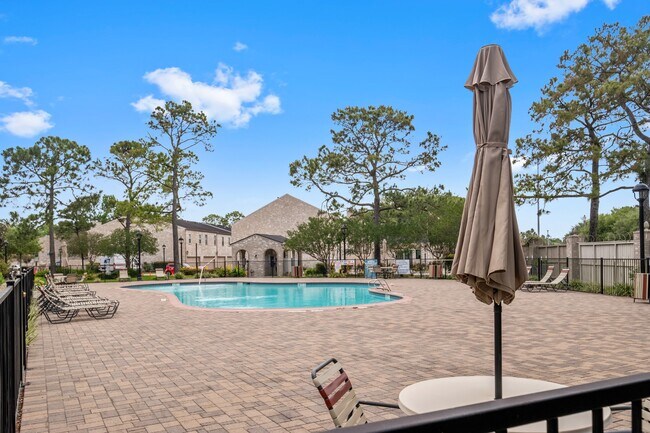 Foto del edificio - 3124 Holly Hall St