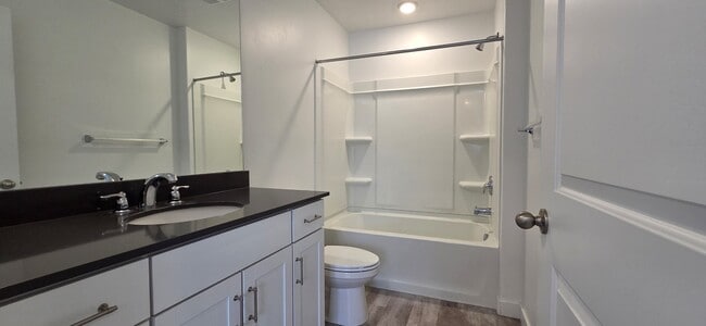 Building Photo - 8522 W Cordero Dr
