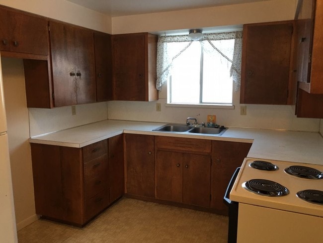 Building Photo - 2 Bed 1 Bath Downtown Meridian