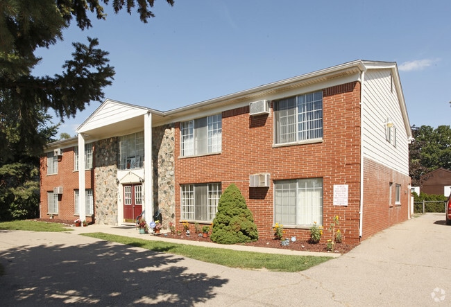 Building Photo - Peach Tree Apartments