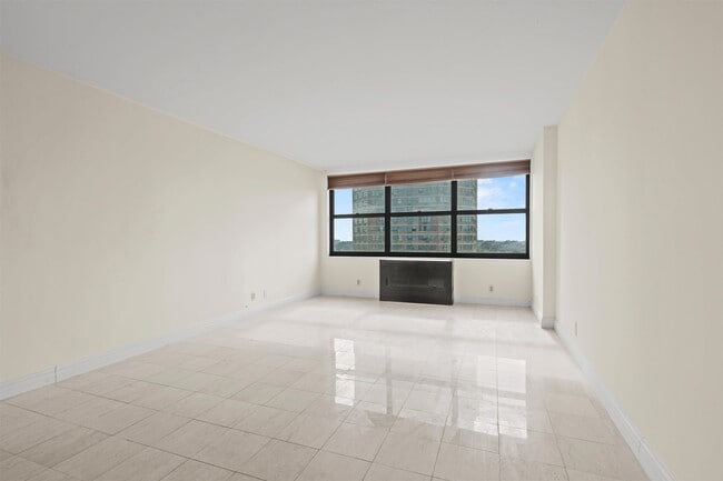 Building Photo - 7004 JFK Blvd E
