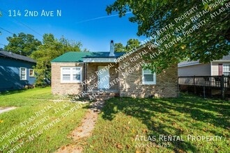 Building Photo - 114 2nd Ave N
