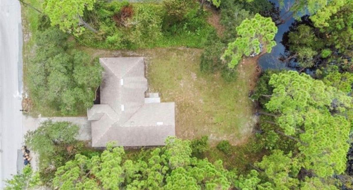 Building Photo - 548 Glen Haven Dr