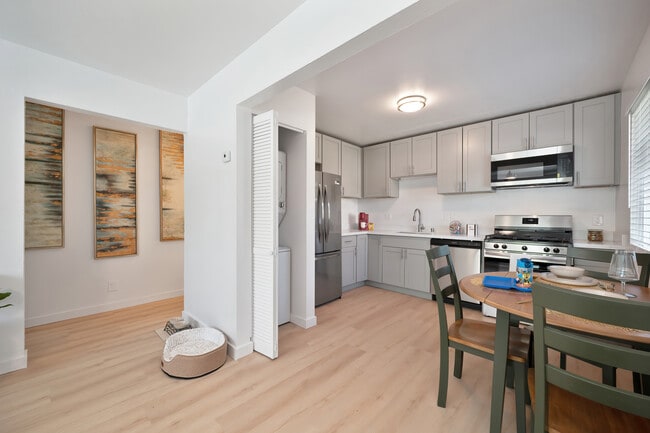 Building Photo - Benning Street Fifty LLC