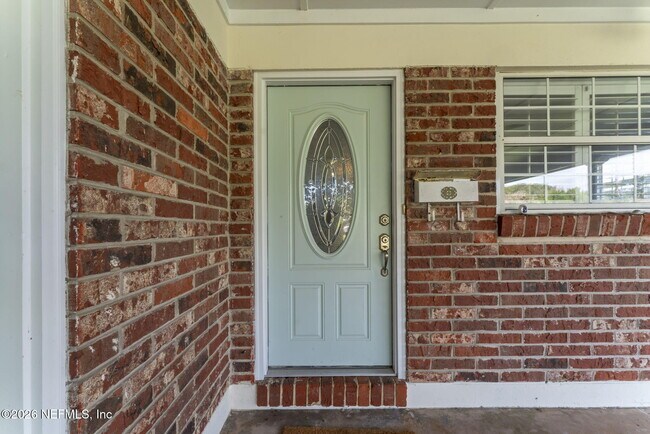 Foto del edificio - 618 8th Ave N