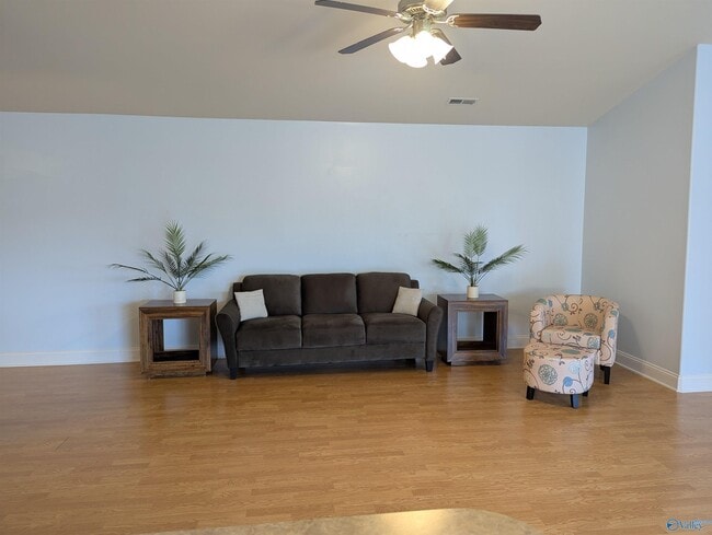 Building Photo - 102 Acacia Trail Dr