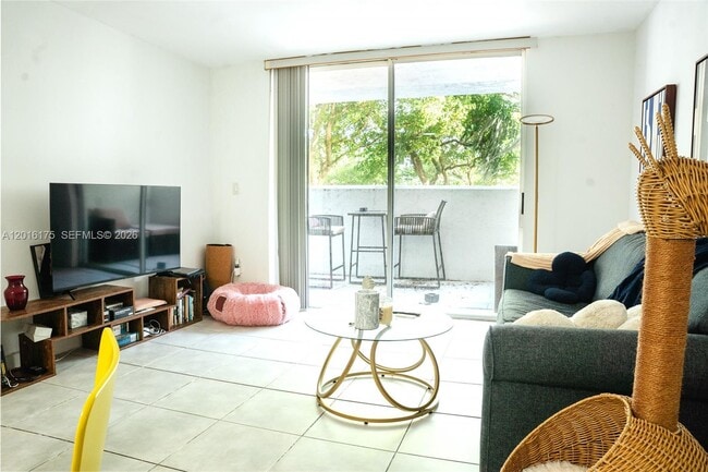 Foto del edificio - 750 NE 64th St