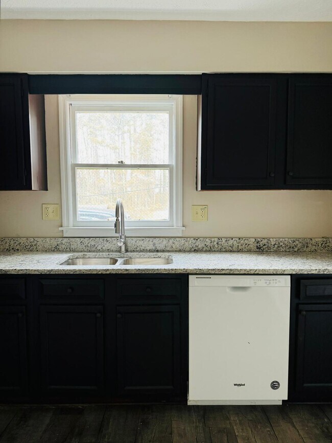 Foto del edificio - 2751 Northwood Ct SW