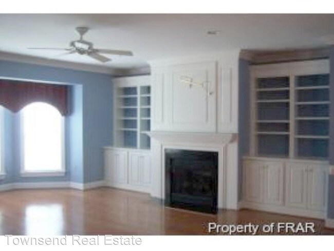Building Photo - 324 Glenburney Dr