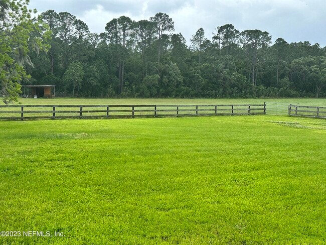 Building Photo - 9465 Cowpen Branch Rd