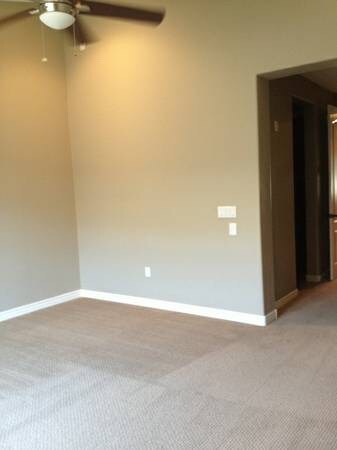 Tall ceilings in Master Bedroom - 4440 N 24th Way
