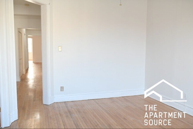 Foto del edificio - 5616 S Prairie Ave