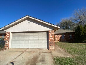 Building Photo - 2609 SE 46th St