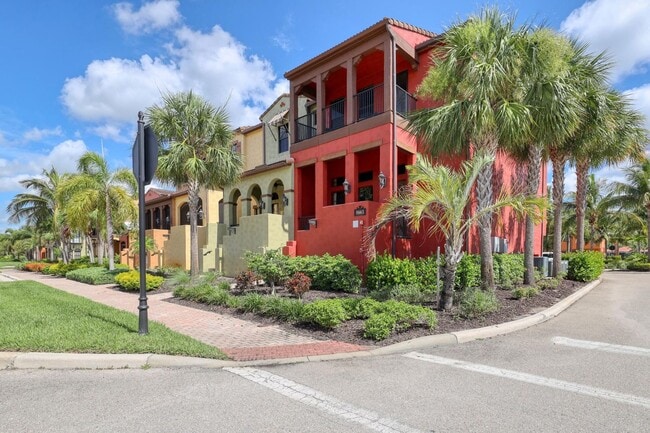 Building Photo - ? Stylish 2BR/2BA Townhouse in Resort-Style Community | Available July 2025 – April 2026 | 30-Nig...
