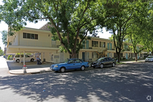 Building Photo - 1525 22nd St