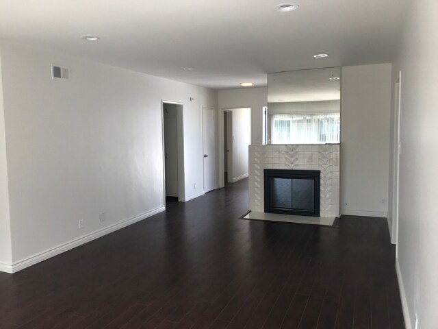 Foto del edificio - 7515 McConnell Ave