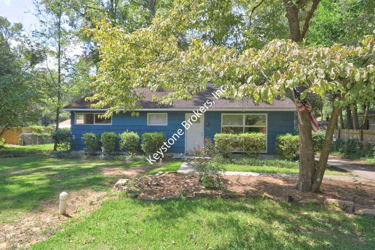 Primary Photo - 604 Hale Ave