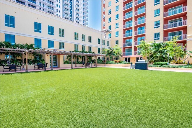 Foto del edificio - 7350 SW 89th St