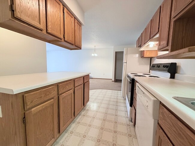 Interior Photo - 1001 Grandview Ave