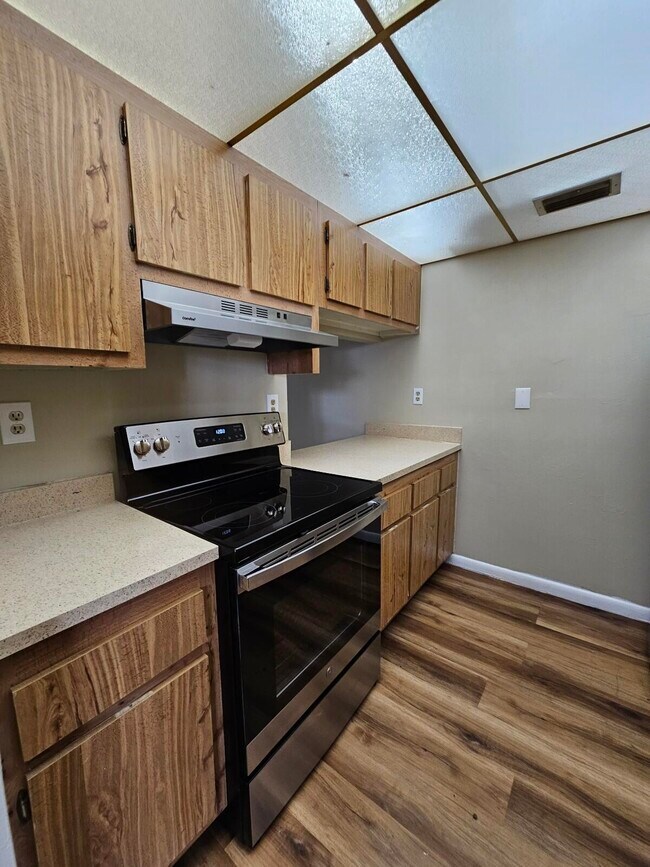 Foto del edificio - 1950 N Congress Ave