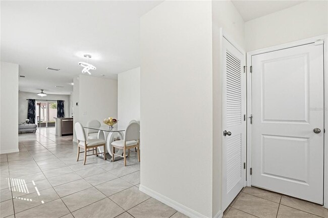 Building Photo - 2839 Maiden Grass Isle
