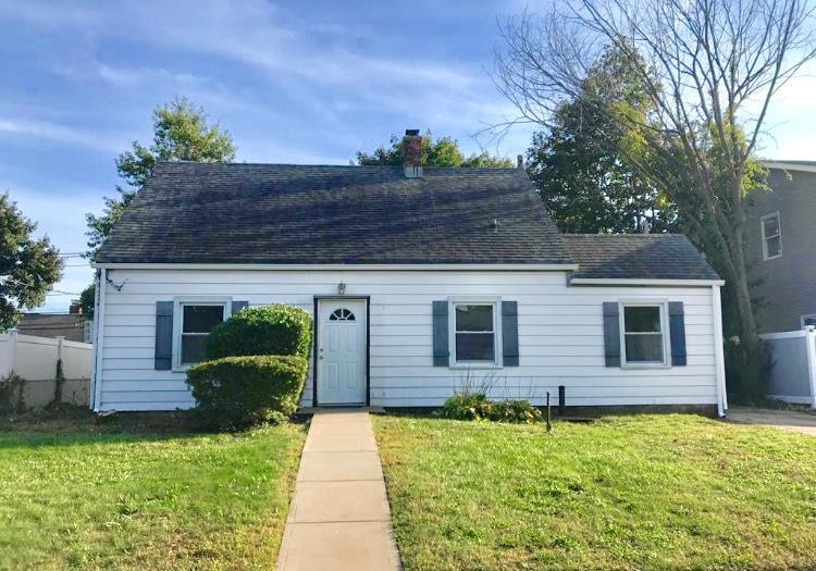 Primary Photo - 52 Corncrib Ln