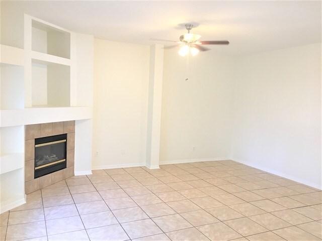 Building Photo - 12639 Longcrest Dr