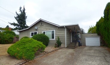 Building Photo - 845 Fairview Ave SE