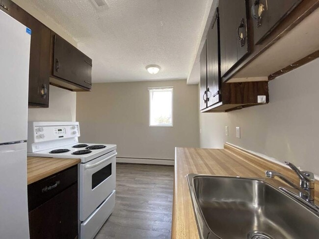 Building Photo - Lawson Place Apartments