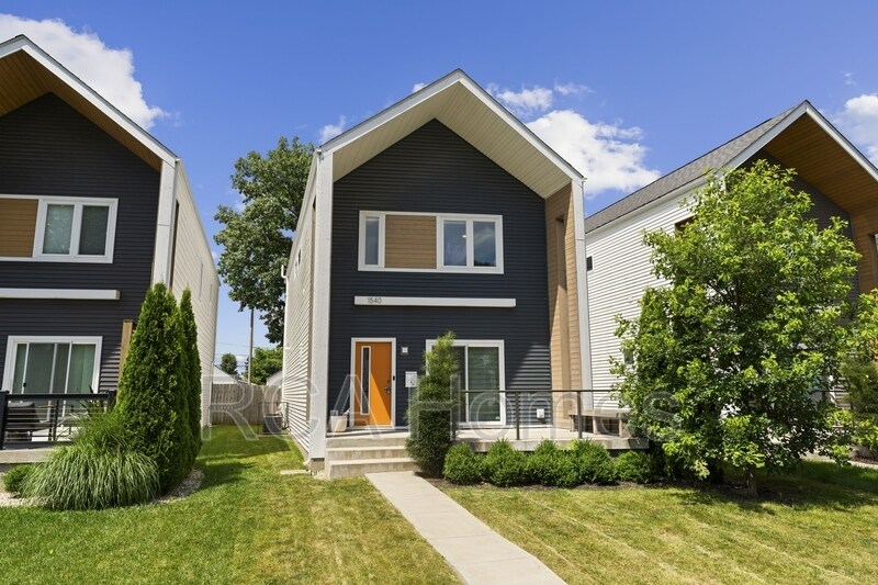 Foto principal - 1540 Pleasant St