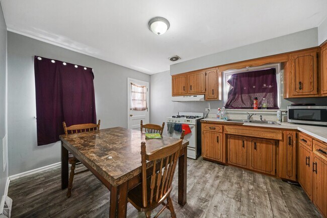 Foto del edificio - 8837 S Talman Ave