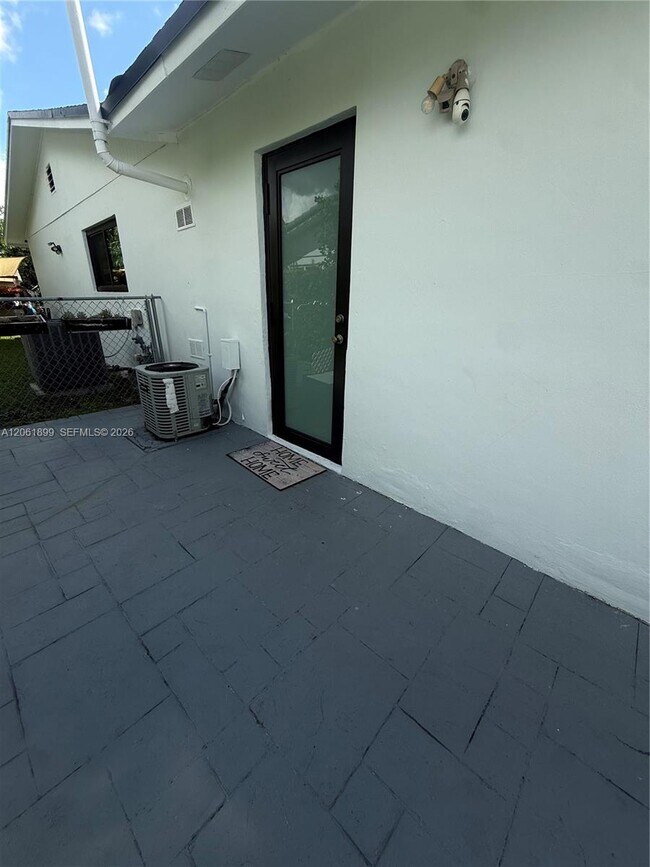 Foto del edificio - 13101 SW 82nd Terrace