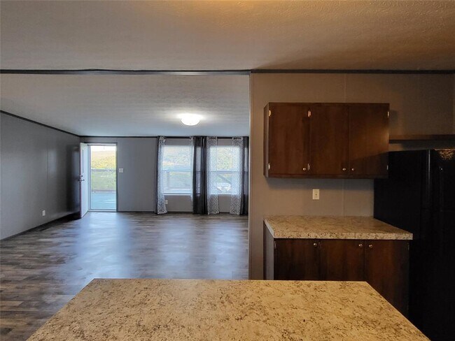 Foto del edificio - 21518 Cherry Hollow Dr